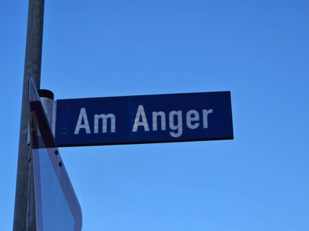 Straßenschild "Am Anger"